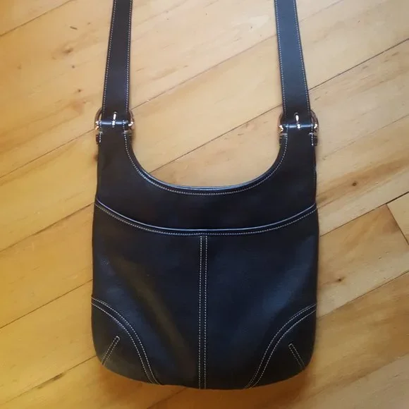 Black Coach Messenger Bag - Picture 2 of 3